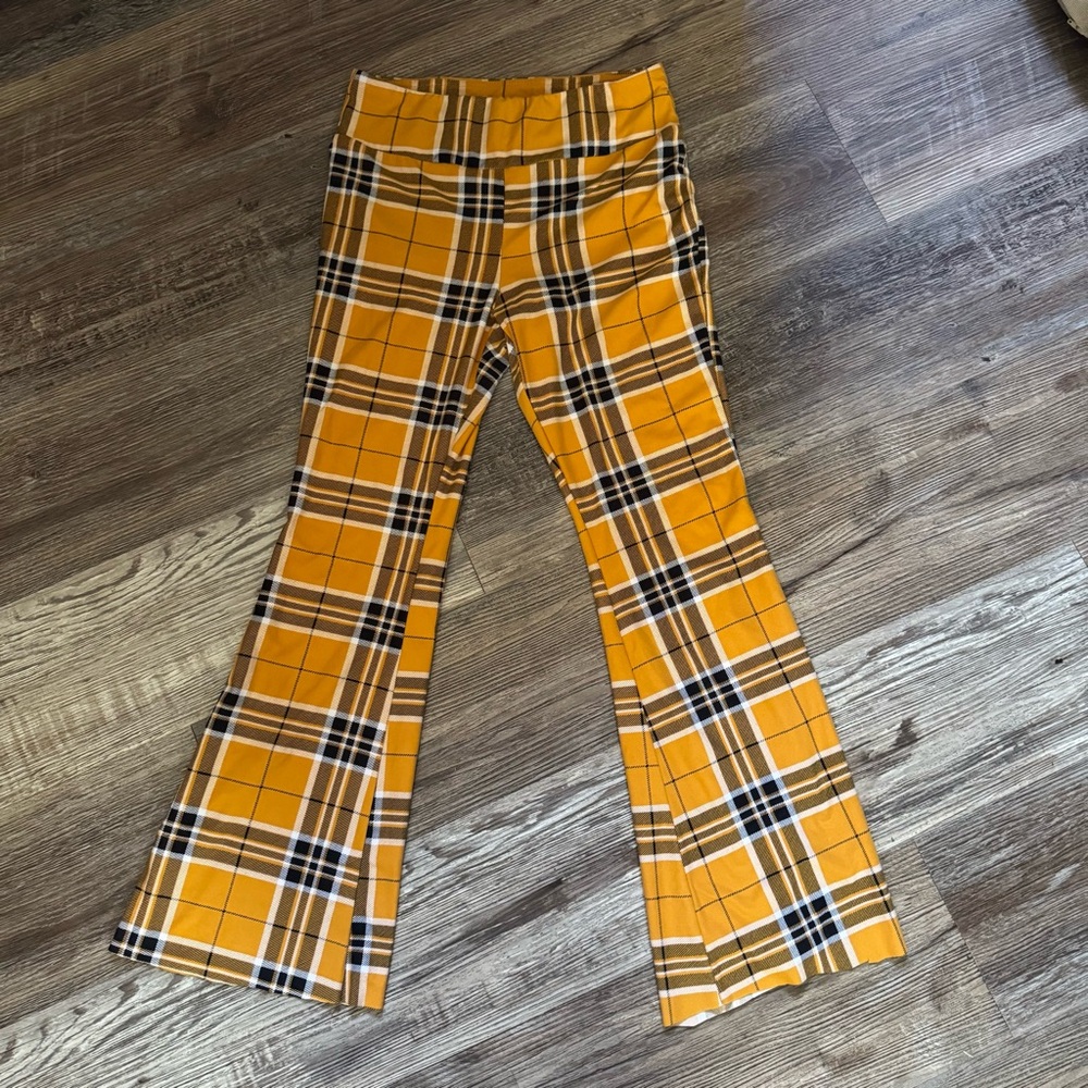 No Boundaries Mustard Yellow Plaid Boho Flare Pants Size Medium